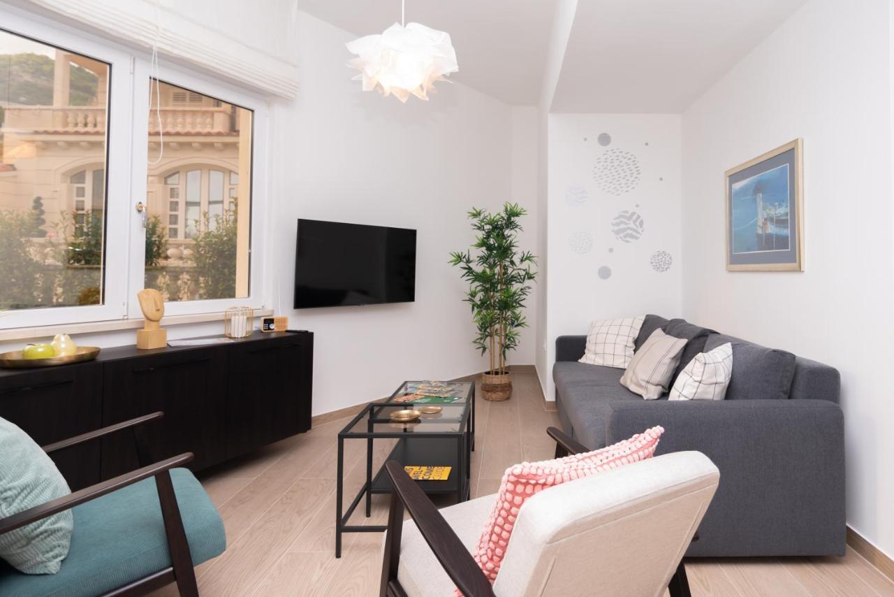 Apartment Emmi Omiš Buitenkant foto